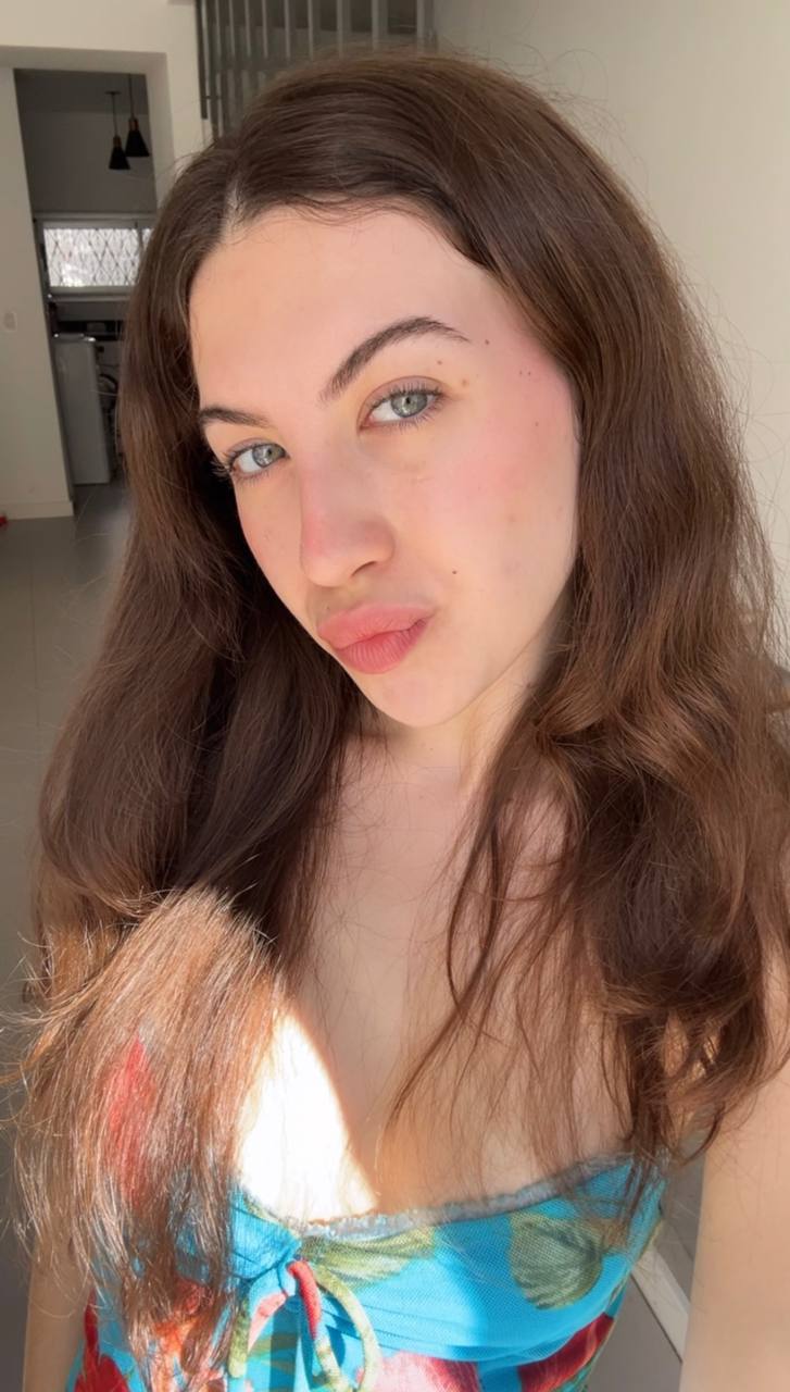 Nude girl Amber in Nagpur