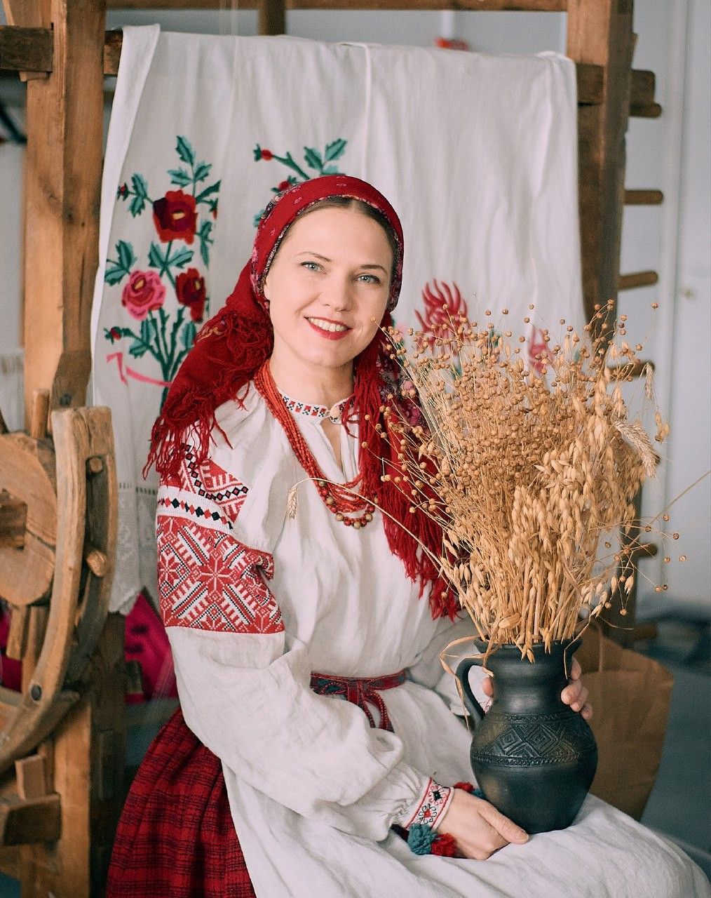 Women in Slavic costumes in Nagpur