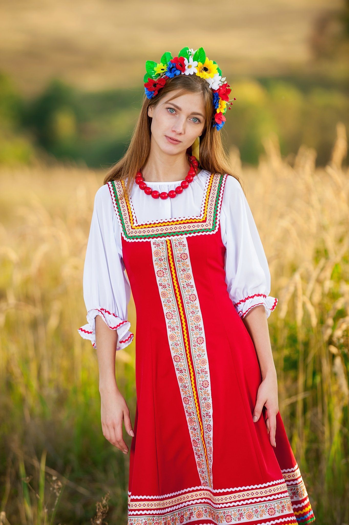 Women in Slavic costumes in Nagpur
