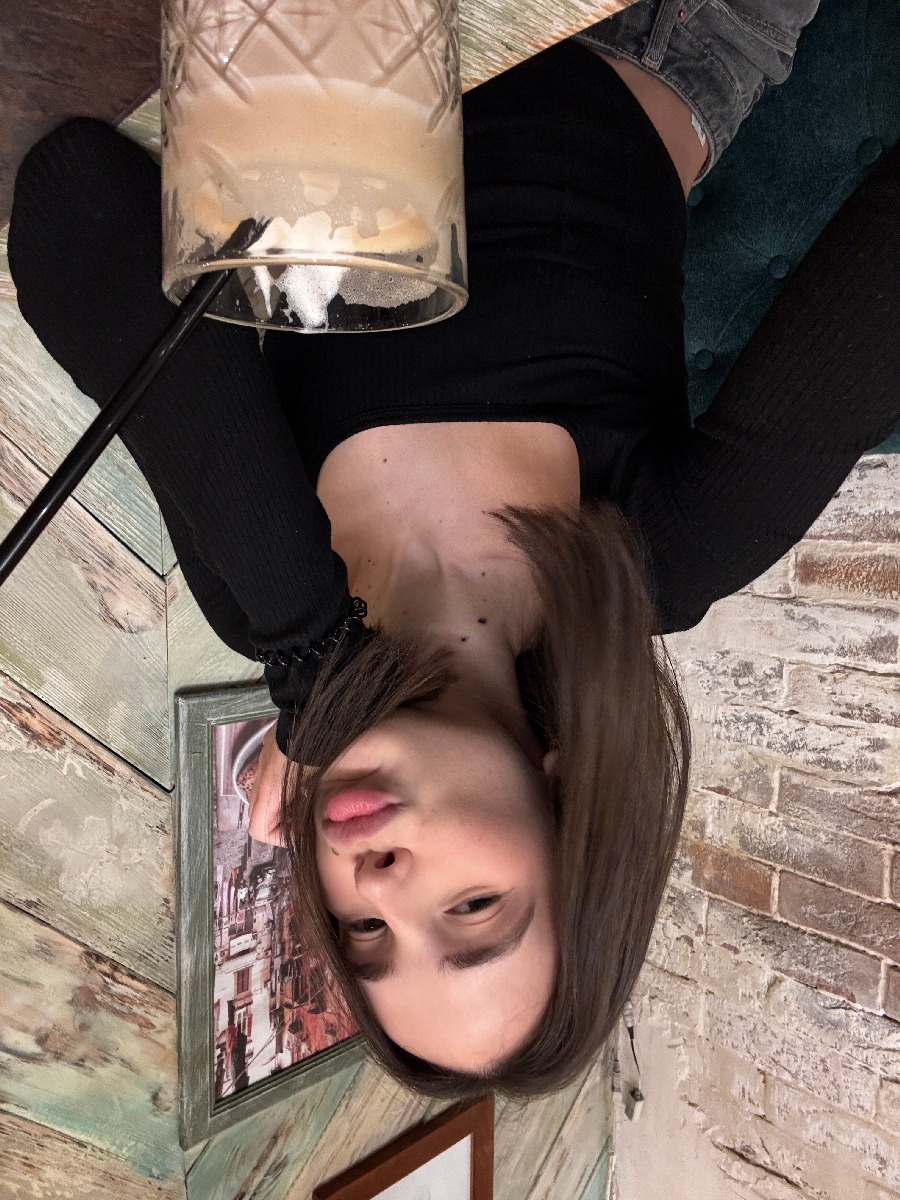 Fresh photos, fresh mood — Tina online in Nagpur